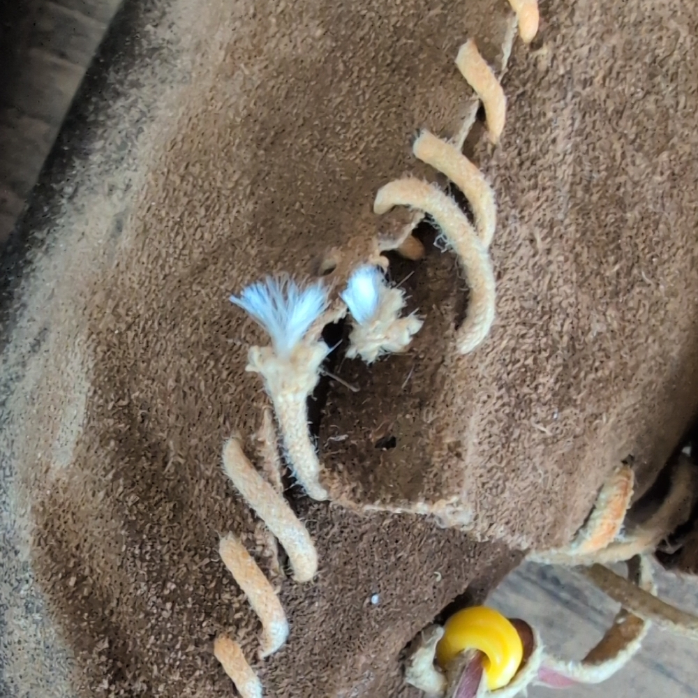 Minnetonka Brown Suede Beaded Whipstitched Moccasins Slip On Booties - Picture 4 of 8